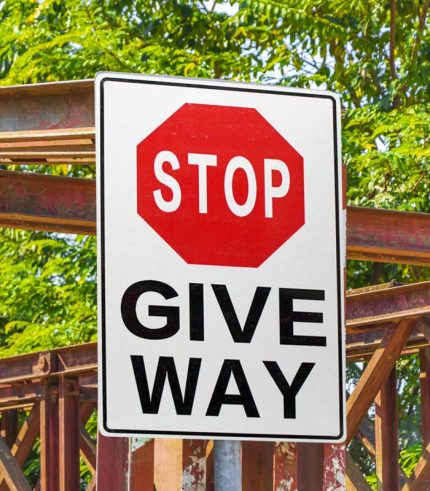 feedback-main-stop-give-way-traffic-sign-200x300mm