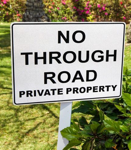 No-Through-Road-Private-Property-Warning-Traffic-Sign-200x300mm-feedback