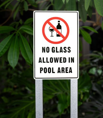 no-glass-allowed-in-pool-area-notice-warning-sign-200x300mm-main-feedback