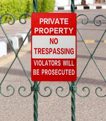 private-property-no-trespassing-violators-will-be-prosecuted-warning-sign-200x300mm-feedback